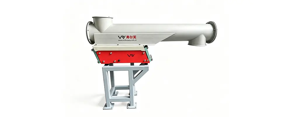 Electromagnetic vibrating tubular feeder for powder